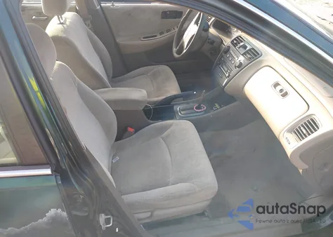 2001 Honda Accord 2.3 Lx from USA, damaged, VIN 1HGCG56451A013307